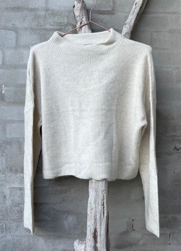  Cabana Living  Lecia strik off white